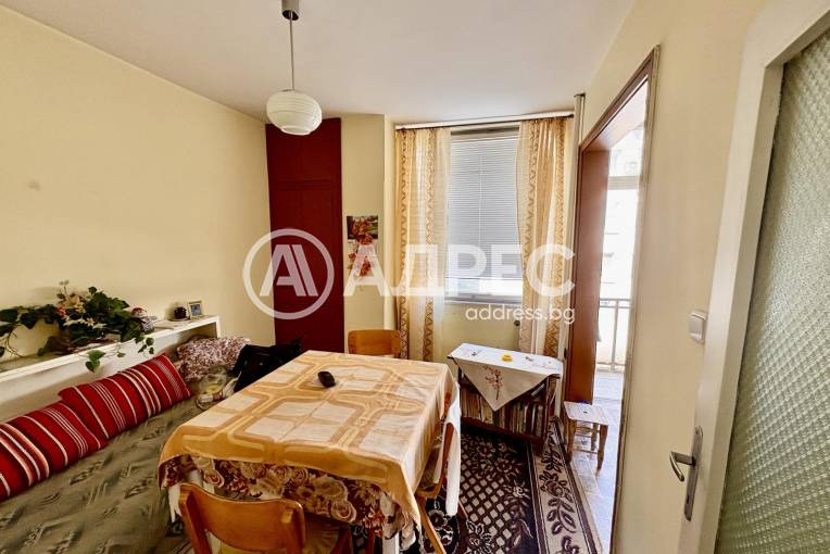 Многостаен апартамент, Казанлък, Васил Левски, 668027, Снимка 3