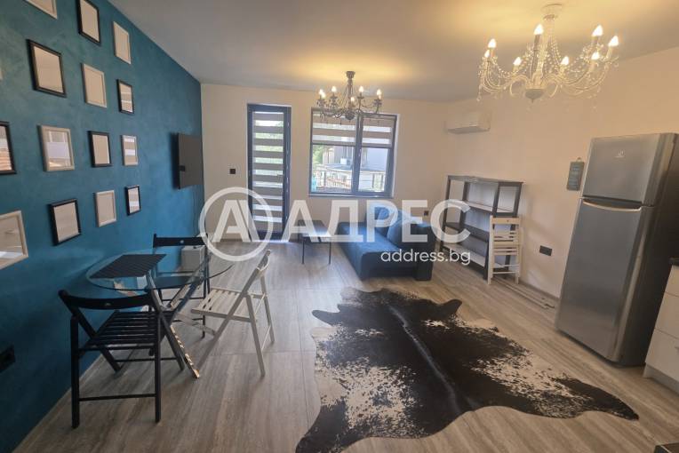 Тристаен апартамент, Плевен, ВМИ, 661028, Снимка 1