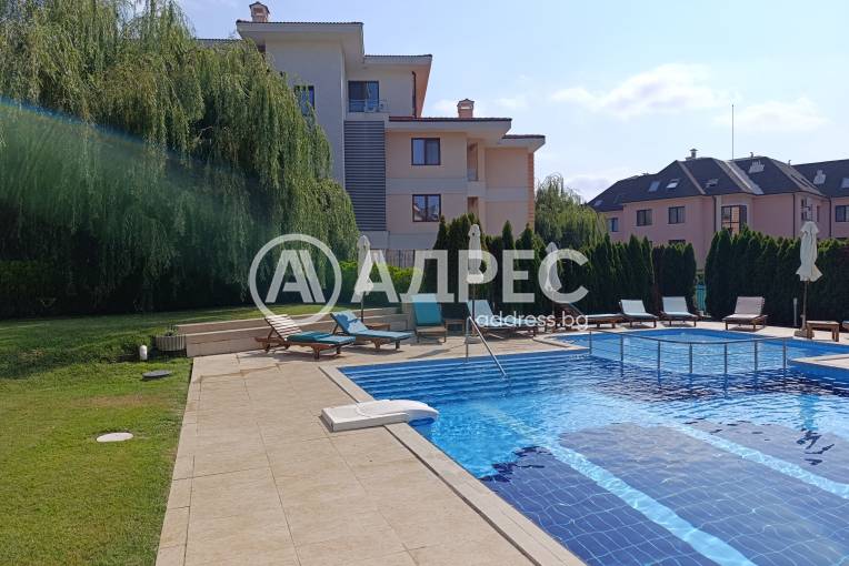 Двустаен апартамент, Варна, к.к. Св.Св. Константин и Елена, 663028, Снимка 2