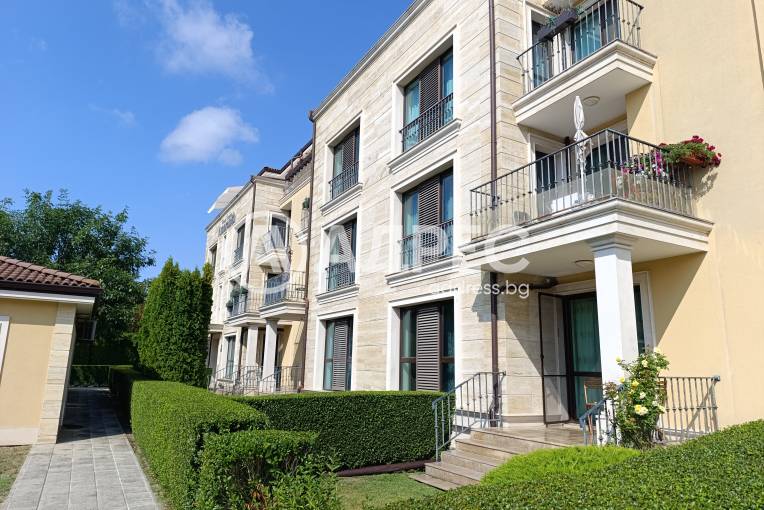 Двустаен апартамент, Варна, к.к. Св.Св. Константин и Елена, 663028, Снимка 3