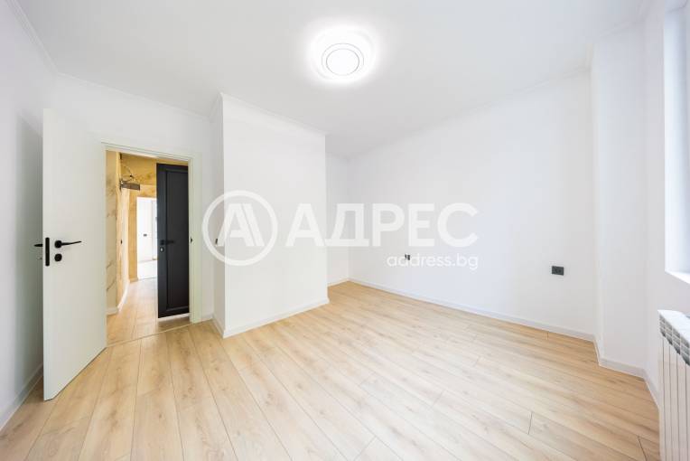 Тристаен апартамент, Плевен, Идеален център, 697028, Снимка 9