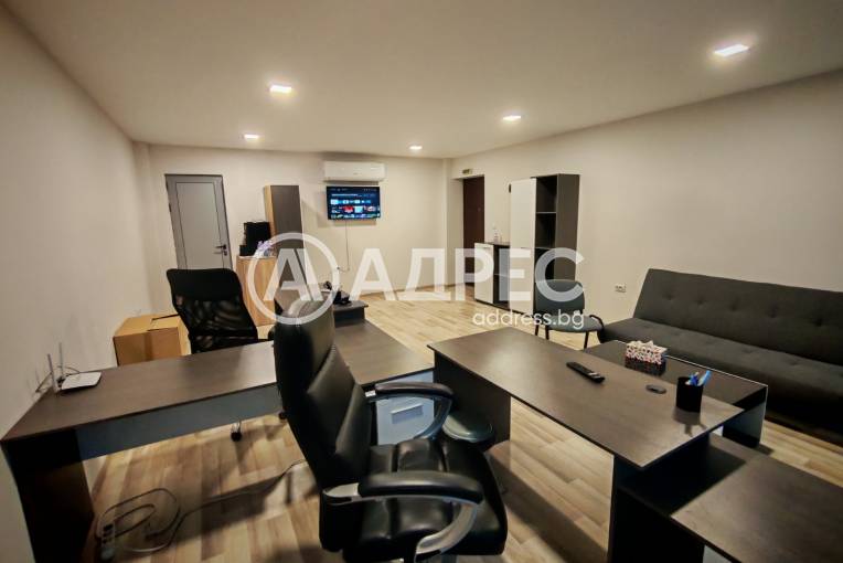 Търговски помещения, Разград, Център, 679029, Снимка 1