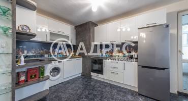 Тристаен апартамент, Варна, Окръжна болница, 681029, Снимка 3