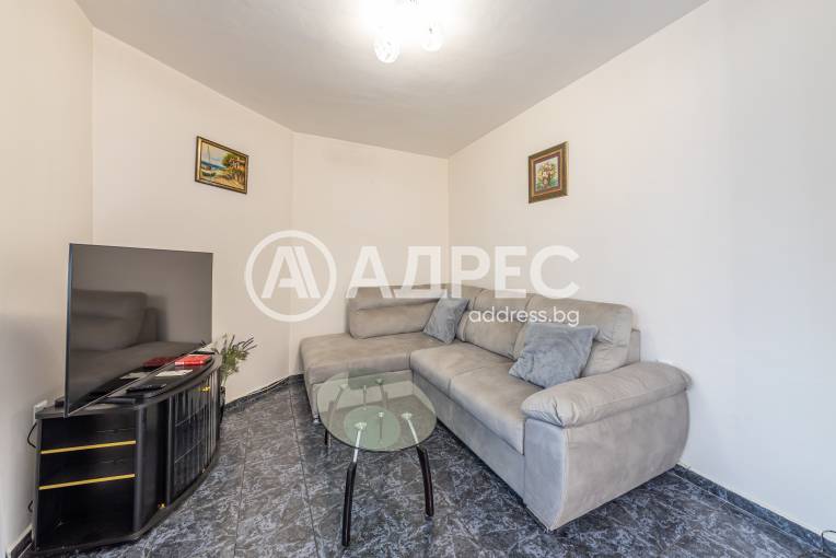 Тристаен апартамент, Варна, Окръжна болница, 681029, Снимка 9