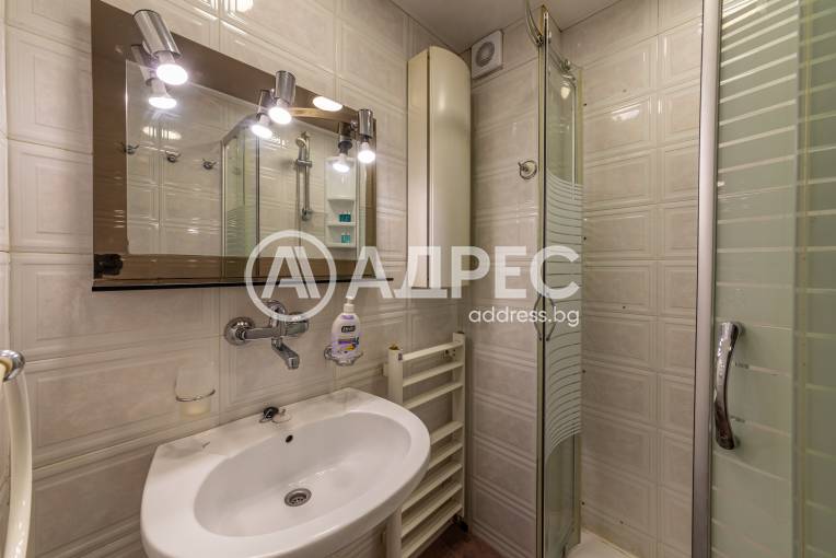 Тристаен апартамент, Варна, Окръжна болница, 681029, Снимка 19