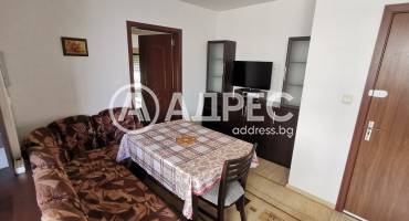 Двустаен апартамент, Варна, Червен площад, 690030, Снимка 2