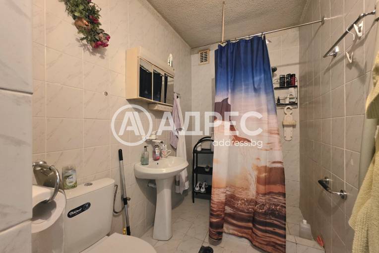 Многостаен апартамент, София, Хладилника, 697030, Снимка 9