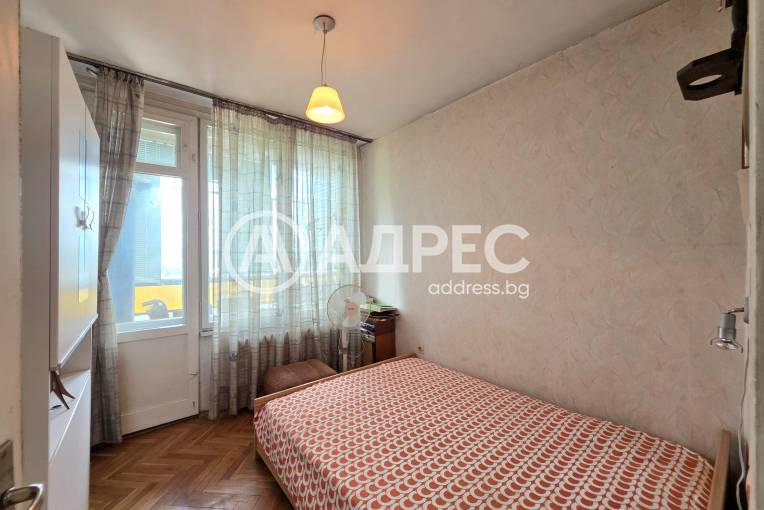 Многостаен апартамент, София, Хладилника, 697030, Снимка 14