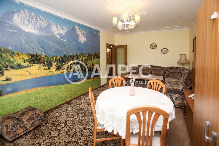 Двустаен апартамент, София, Разсадника, 683033, Снимка 1