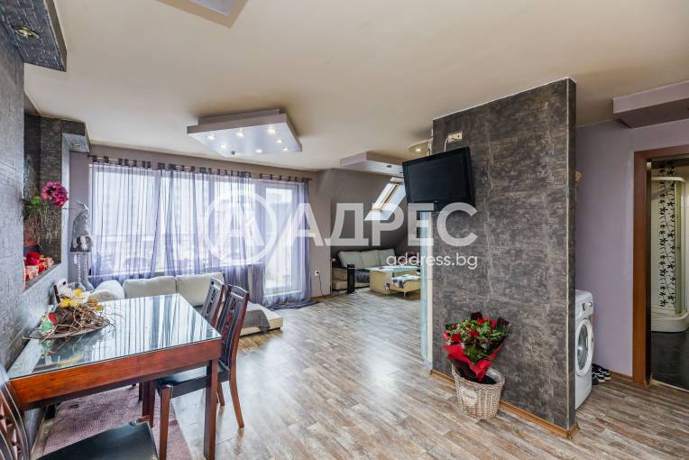 Тристаен апартамент, Варна, Възраждане 1, 689033, Снимка 1