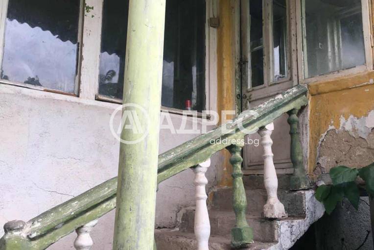 Къща/Вила, Поляна, 676034, Снимка 2