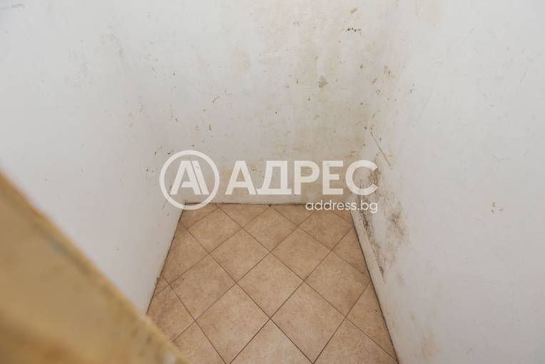 Двустаен апартамент, Варна, Окръжна болница, 682034, Снимка 12