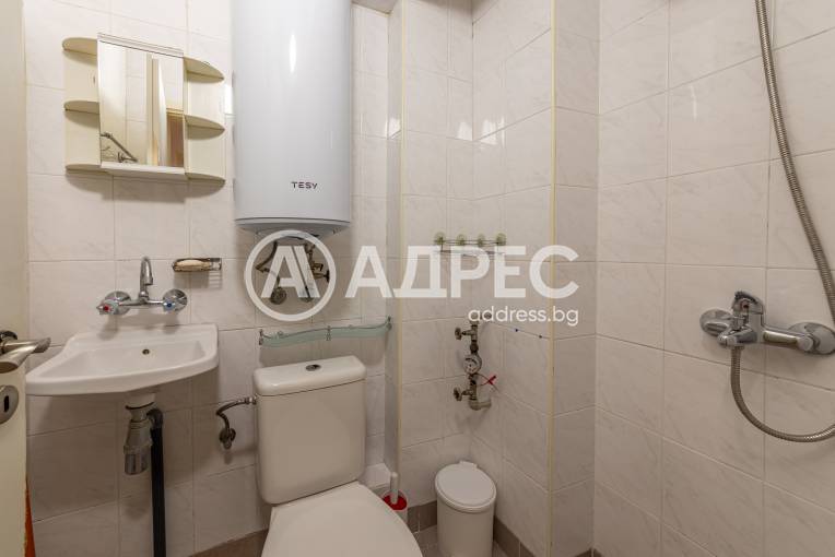 Двустаен апартамент, Варна, Икономически университет, 665036, Снимка 16