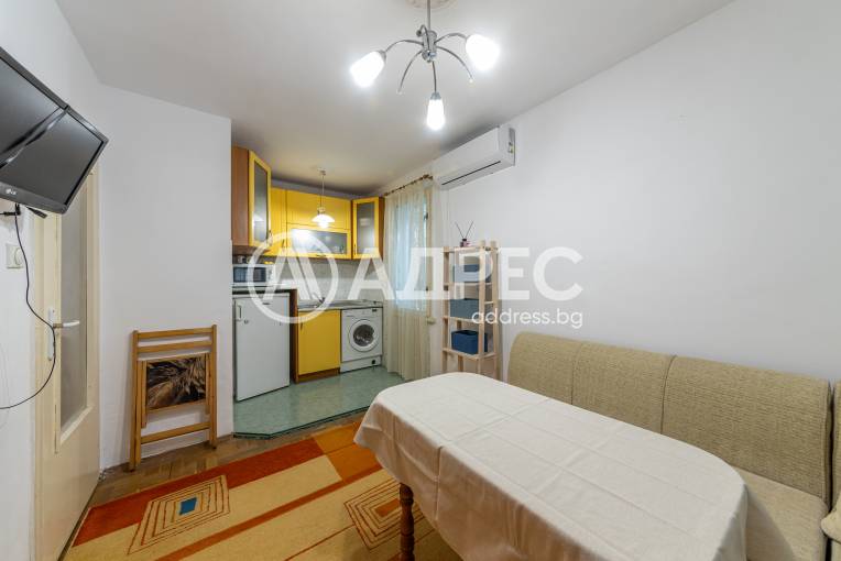 Двустаен апартамент, Варна, Икономически университет, 665036, Снимка 2