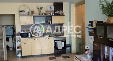 Тристаен апартамент, Поморие, местност Кротиря, 682036, Снимка 1