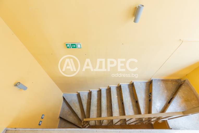 Офис, Варна, Червен площад, 650037, Снимка 13