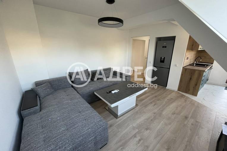 Тристаен апартамент, Варна, Изгрев, 674038, Снимка 1