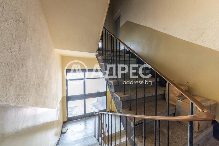 Тристаен апартамент, Варна, Спортна зала, 676038, Снимка 20