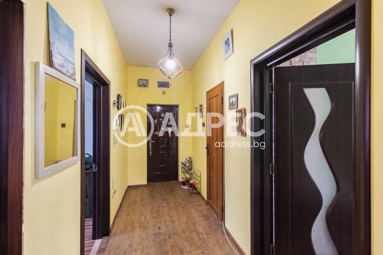 Тристаен апартамент, Варна, Окръжна болница, 679038, Снимка 23