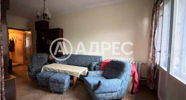 Тристаен апартамент, София, Яворов, 681038, Снимка 1