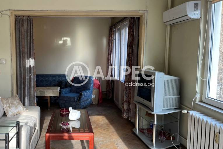 Тристаен апартамент, София, Яворов, 681038, Снимка 3