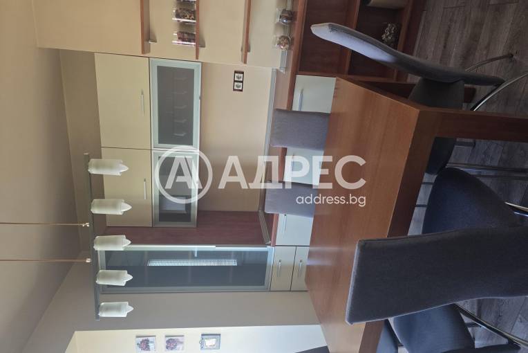 Тристаен апартамент, София, Младост 2, 688041, Снимка 1