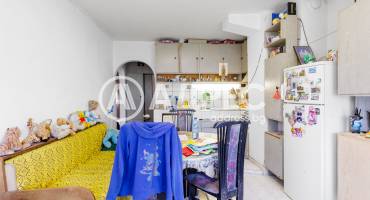 Тристаен апартамент, Плевен, Идеален център, 670042, Снимка 3