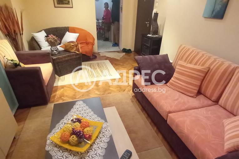 Двустаен апартамент, София, Яворов, 676042, Снимка 2