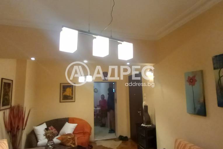 Двустаен апартамент, София, Яворов, 676042, Снимка 4