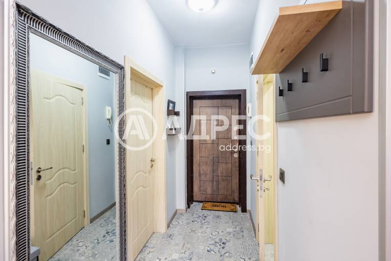 Тристаен апартамент, Варна, Общината, 677042, Снимка 14