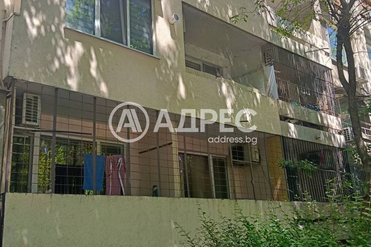 Двустаен апартамент, Пловдив, Кючук Париж, 695045, Снимка 1