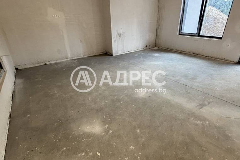 Тристаен апартамент, Велико Търново, Зона Б, 703045, Снимка 1