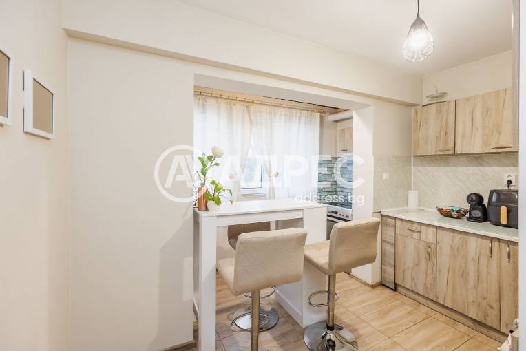 Двустаен апартамент, Варна, Владислав Варненчик, 682046, Снимка 2