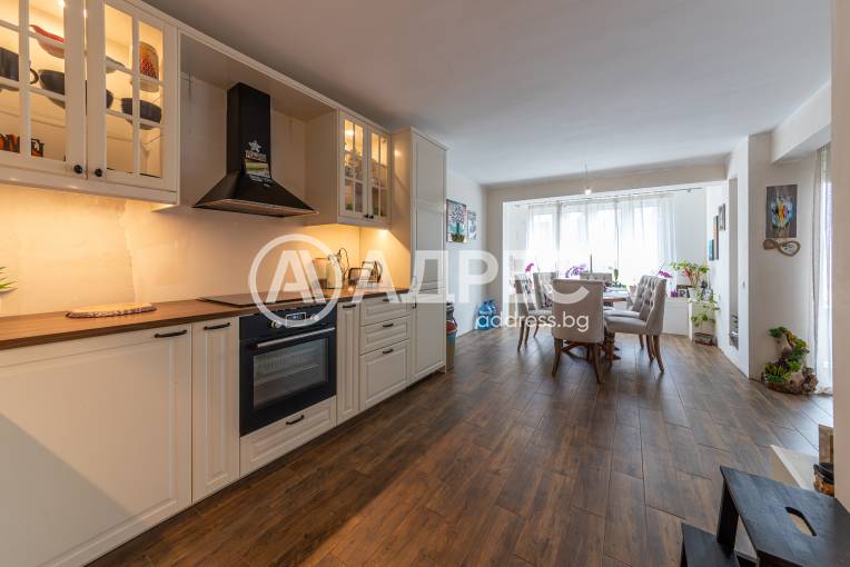 Многостаен апартамент, Варна, Централна поща, 691046, Снимка 13