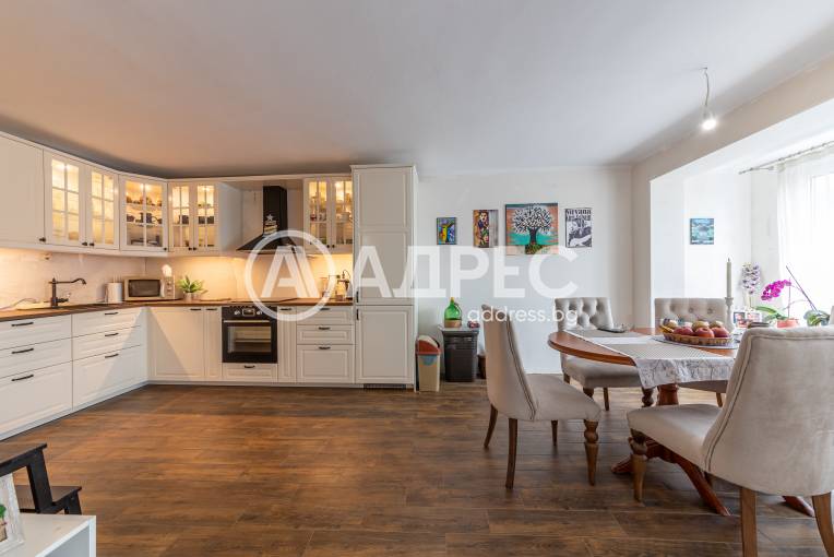 Многостаен апартамент, Варна, Централна поща, 691046, Снимка 3