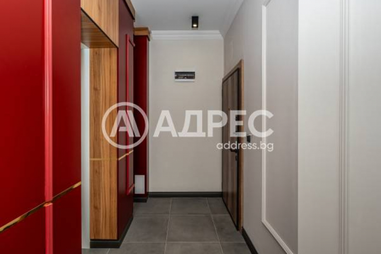 Тристаен апартамент, Пловдив, Център, 641047, Снимка 1