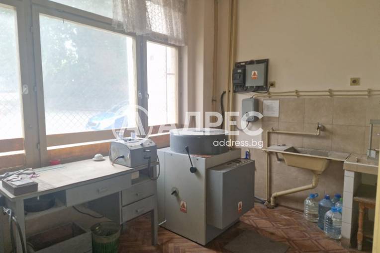 Офис, Ямбол, Център, 672047, Снимка 11
