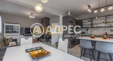 Къща/Вила, Варна, с. Звездица, 684047