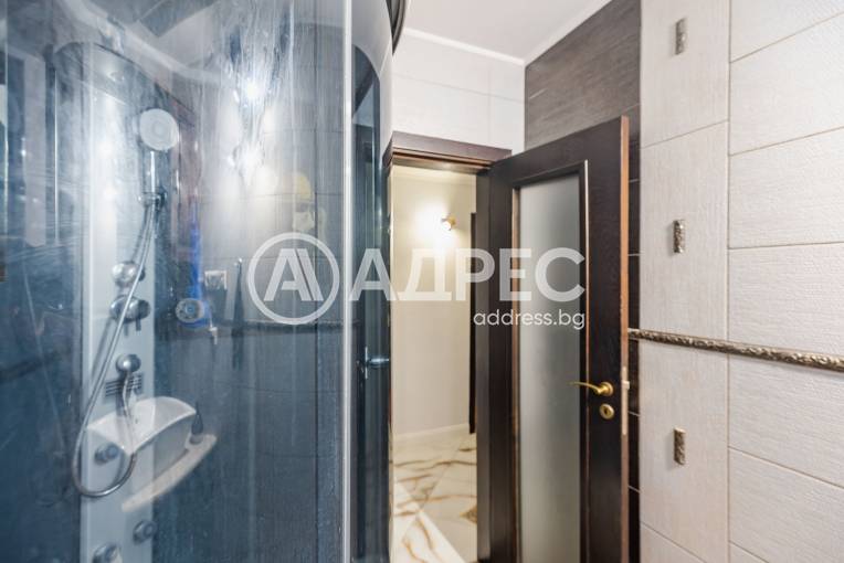 Тристаен апартамент, Варна, Галата, 685047, Снимка 24