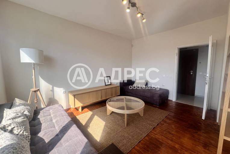 Двустаен апартамент, София, Хиподрума, 687047, Снимка 1