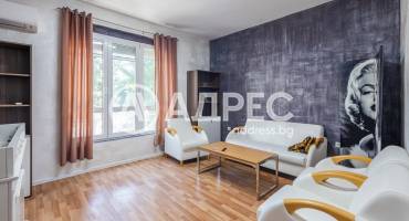 Многостаен апартамент, Варна, Гръцка махала, 661050, Снимка 1