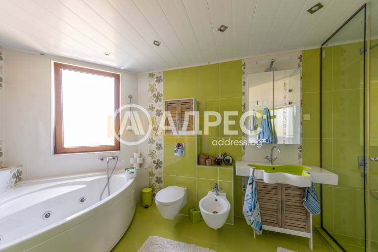 Къща/Вила, Варна, м-ст Зеленика, 689050, Снимка 13