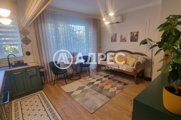 Двустаен апартамент, Варна, Общината, 668051, Снимка 1