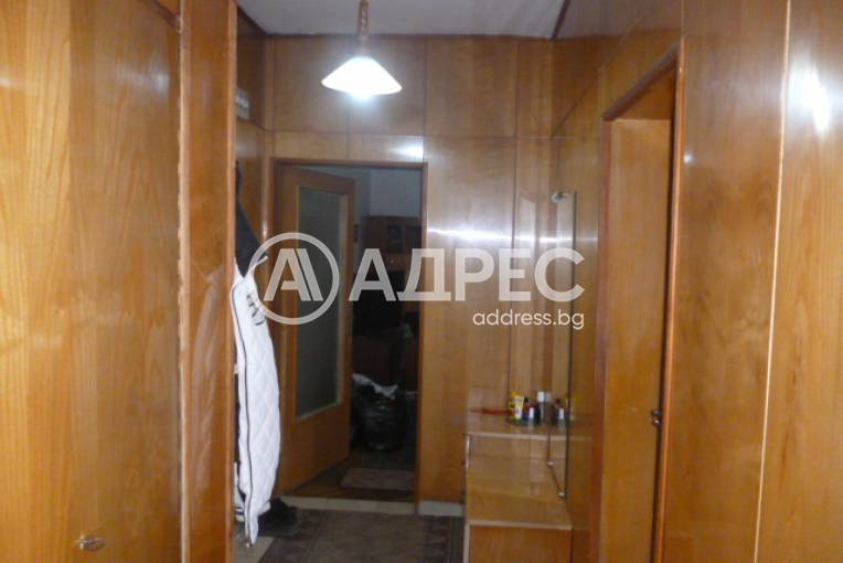 Двустаен апартамент, Добрич, Център, 695051, Снимка 1