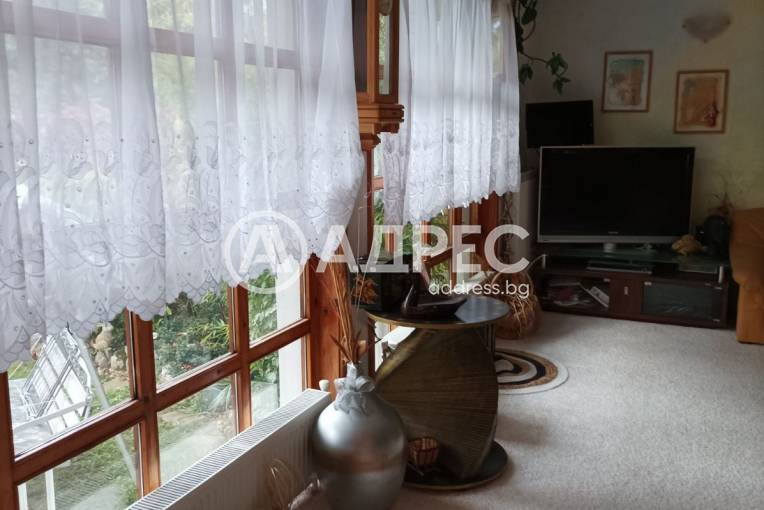 Къща/Вила, Варна, м-ст Траката, 547053, Снимка 2