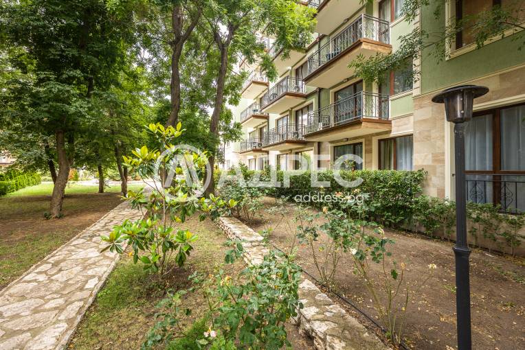 Двустаен апартамент, Варна, к.к. Св.Св. Константин и Елена, 660053, Снимка 10