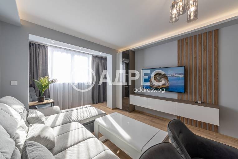 Тристаен апартамент, Варна, Център, 675053, Снимка 1