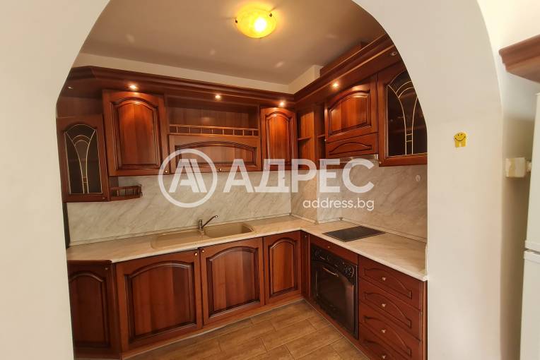 Двустаен апартамент, Варна, Червен площад, 681054, Снимка 2