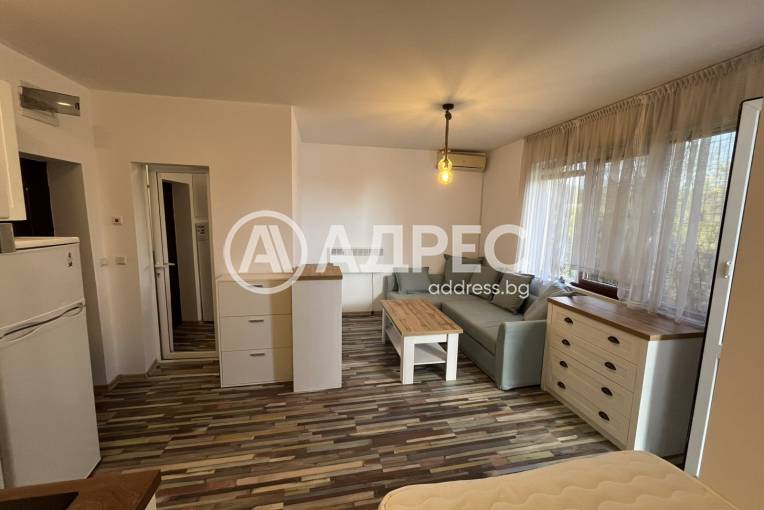 Едностаен апартамент, Варна, м-ст Траката, 692056, Снимка 1