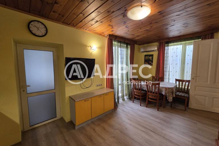 Тристаен апартамент, София, Център, 695056, Снимка 2